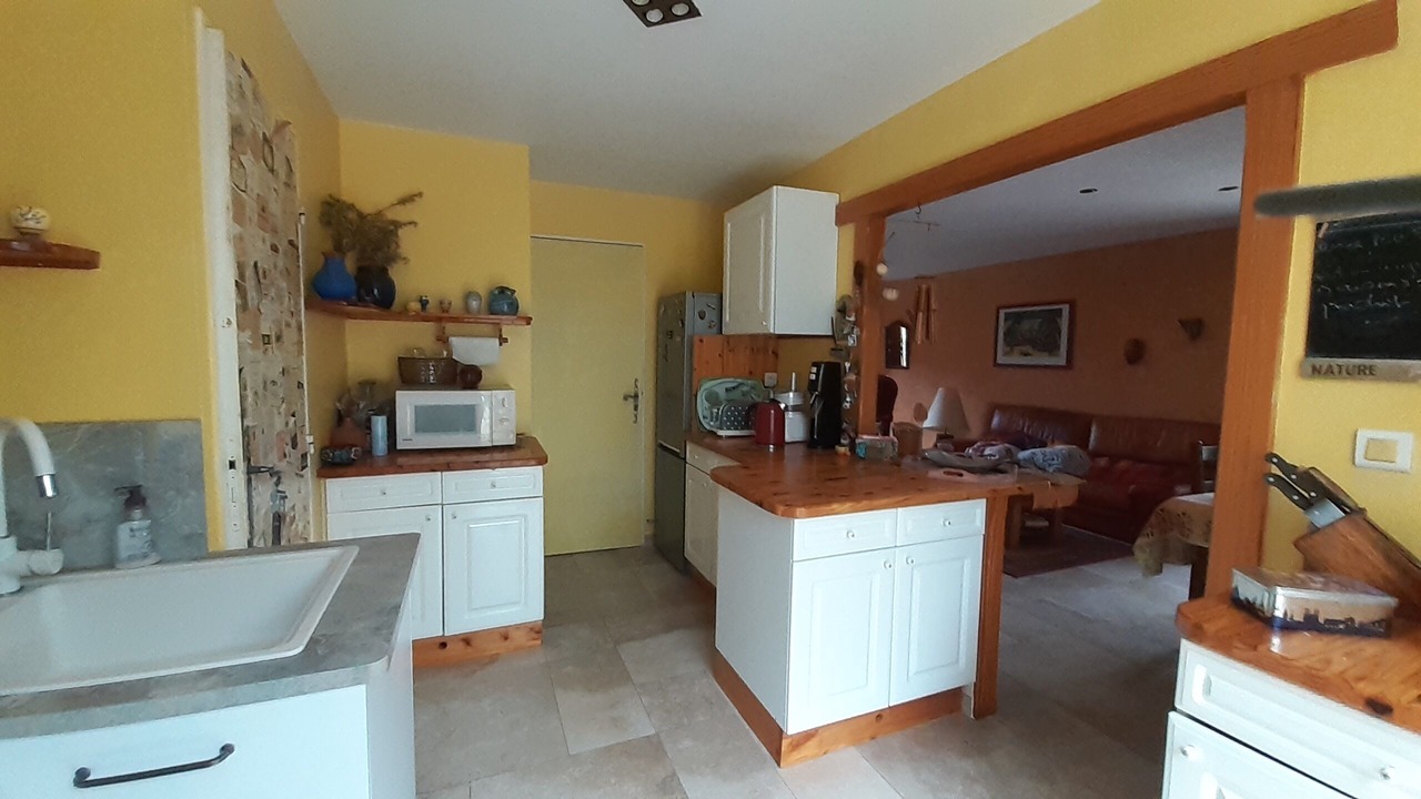 Photo of Kitchen in La Roquebrussanne