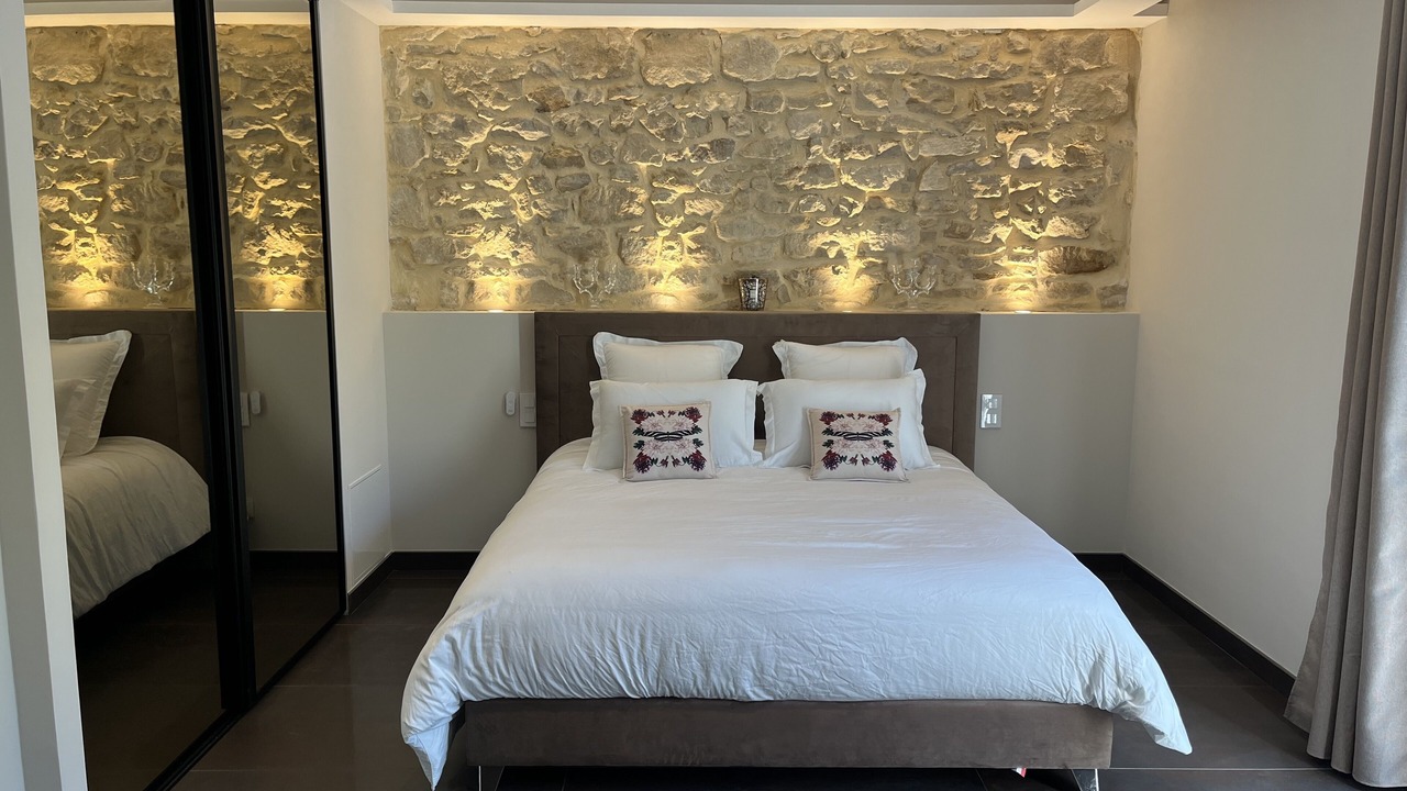 Photo of Bedroom in Caderousse
