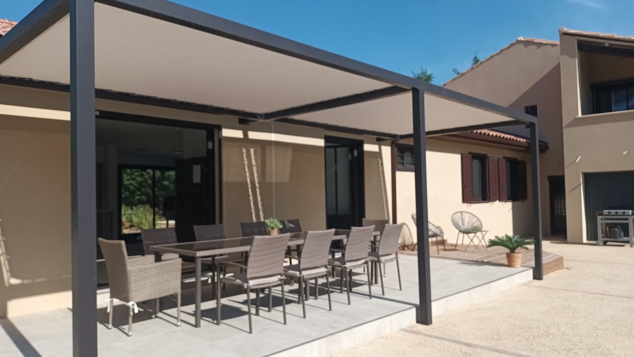 Photo of Outdoor in Orange