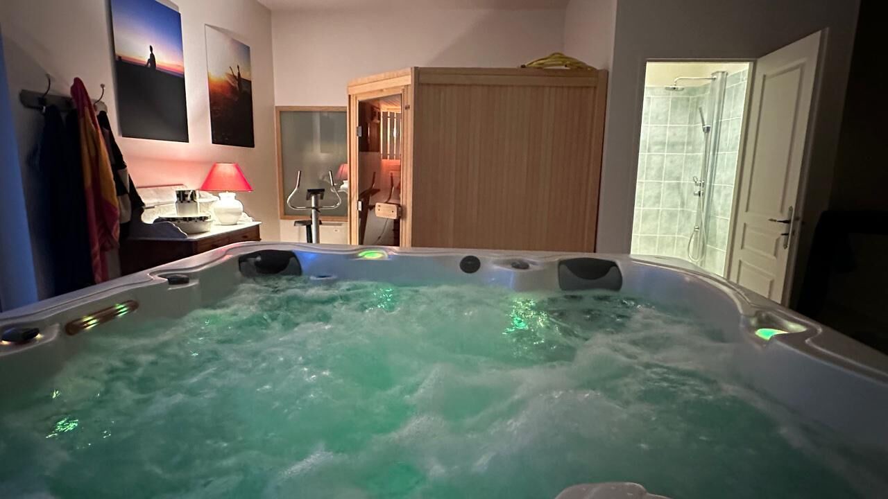 Photo of Bathroom in Caderousse