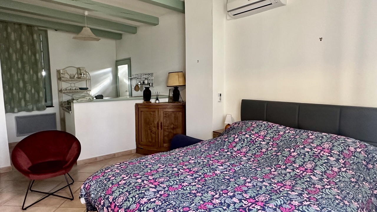 Photo of Bedroom in Caderousse