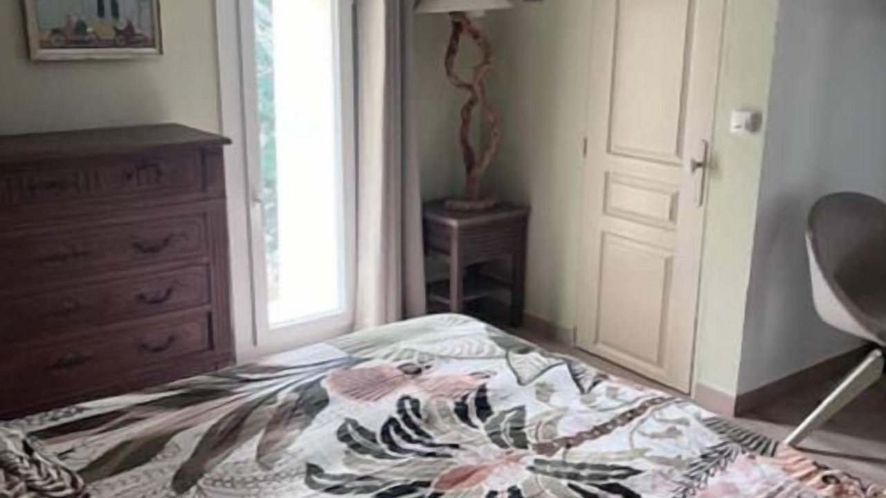 Photo of Bedroom in Auriol