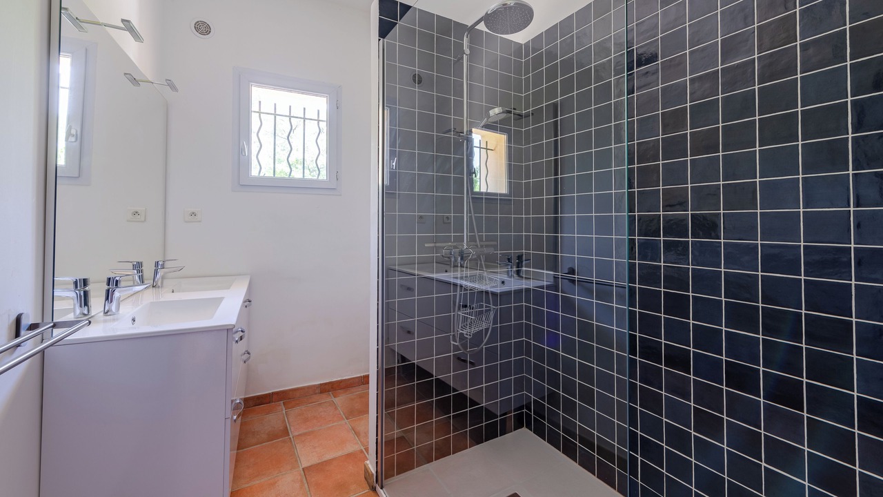 Photo of Bathroom in Brignoles