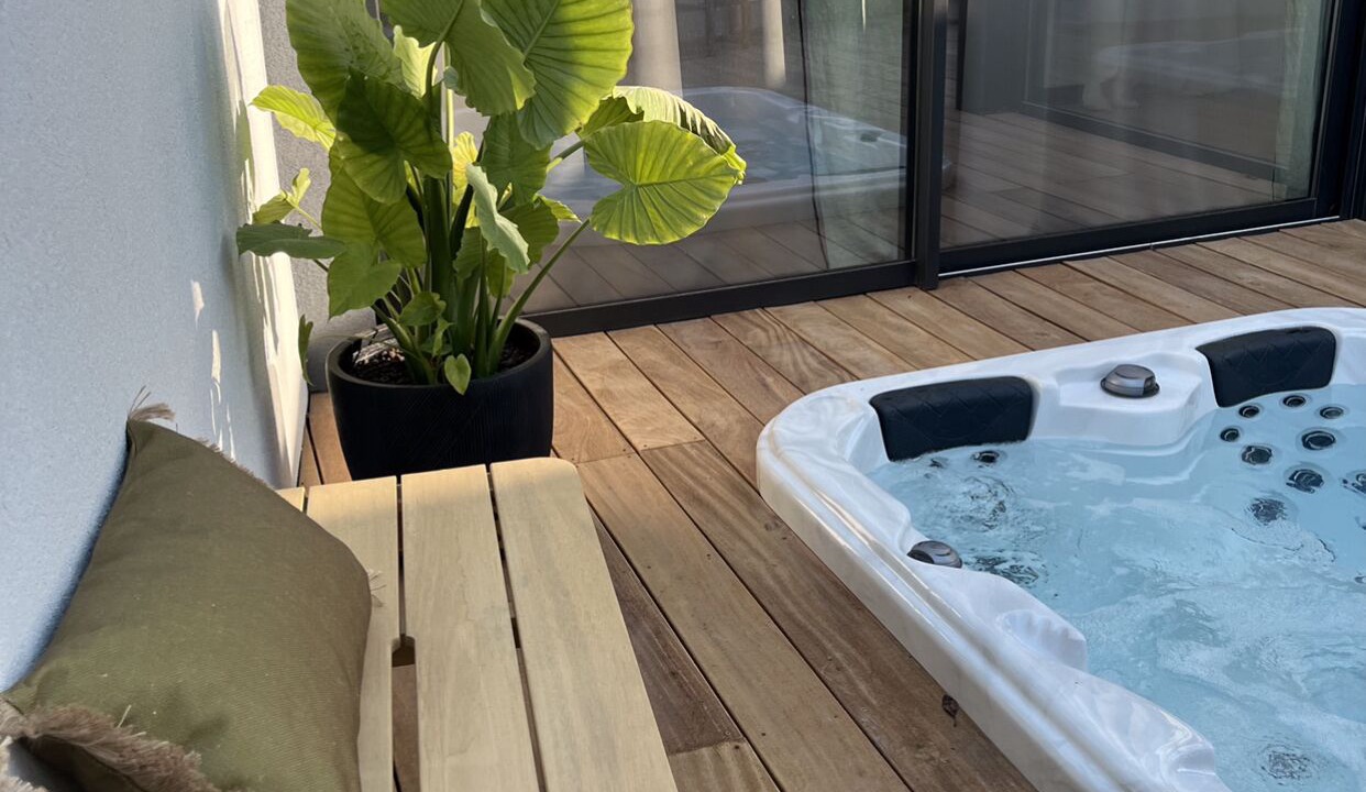 Photo of Outdoor in Tourves