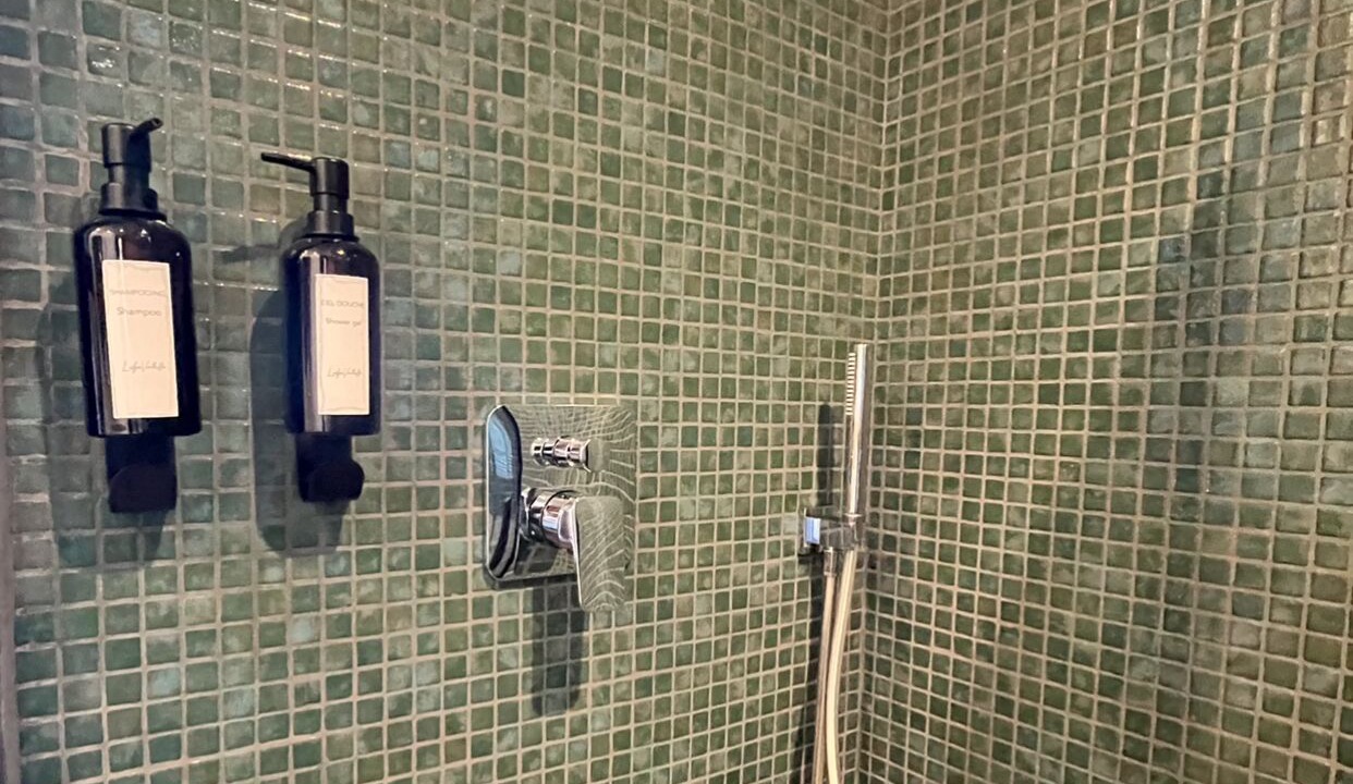 Photo of Bathroom in Tourves