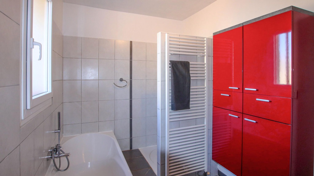Photo of Bathroom in Montfavet