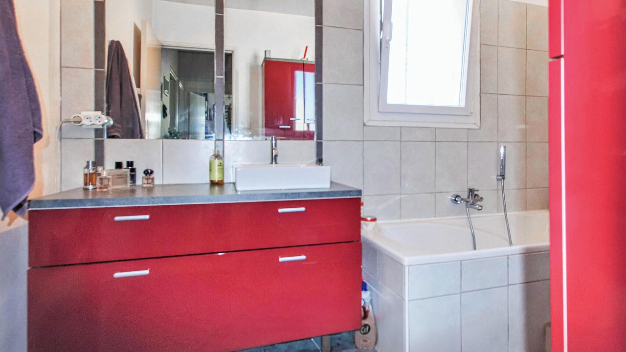 Photo of Bathroom in Montfavet