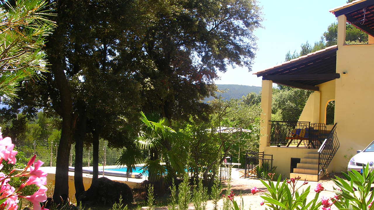 Photo of Outdoor in La Roquebrussanne
