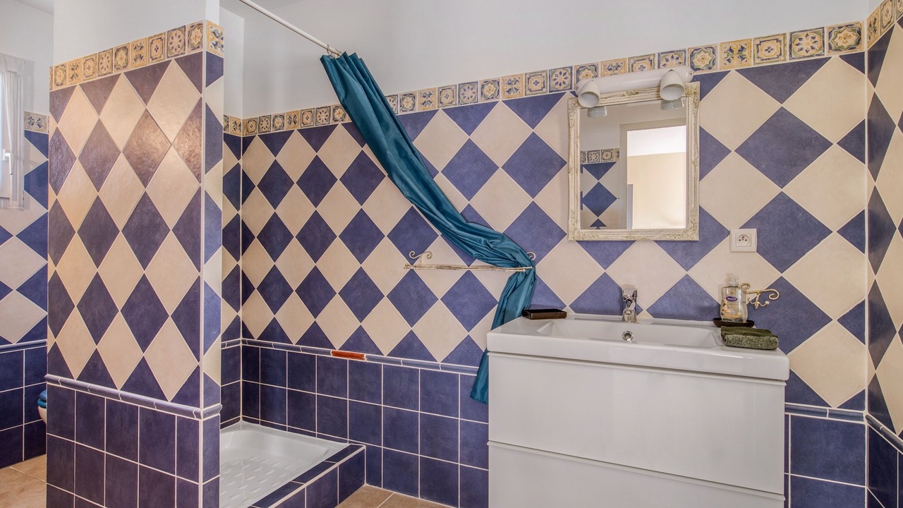 Photo of Bathroom in Le Thoronet