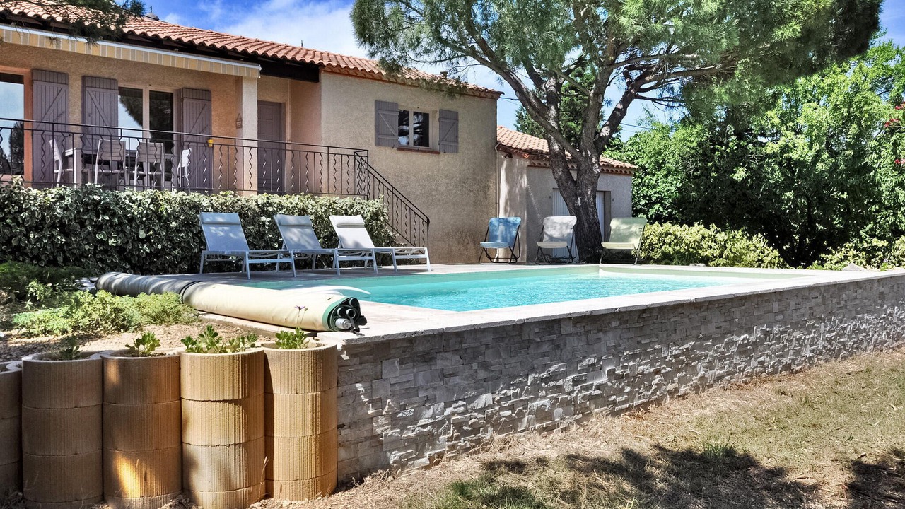 Photo of Outdoor in Rochefort-du-Gard