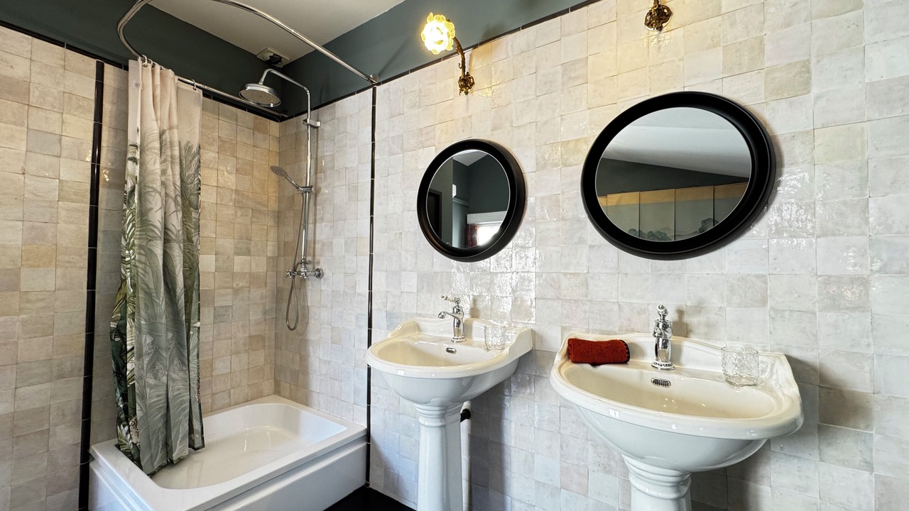 Photo of Bathroom in Avignon
