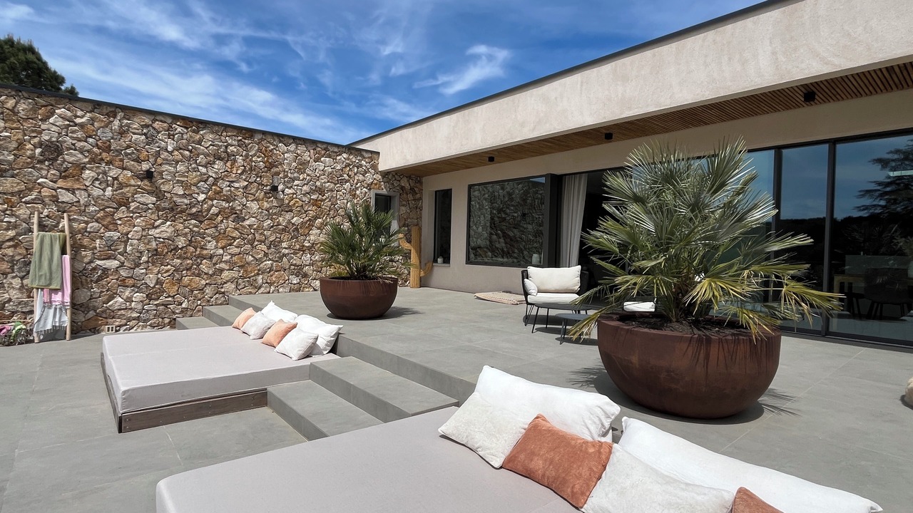 Photo of Patio Balcony in Grand Sud