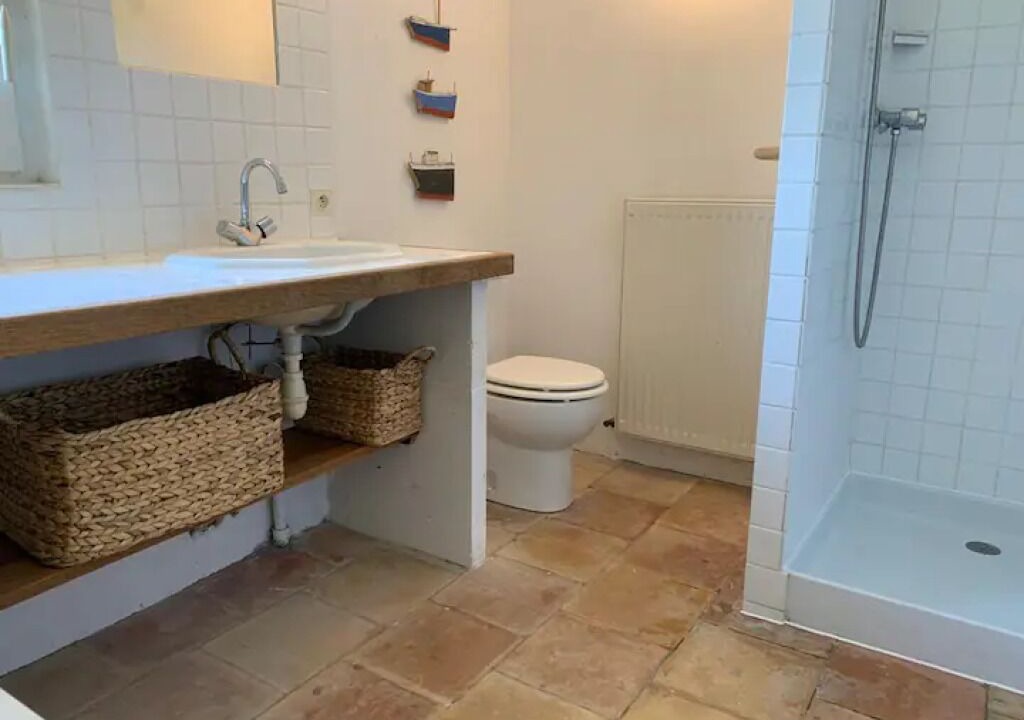 Photo of Bathroom in Sablet