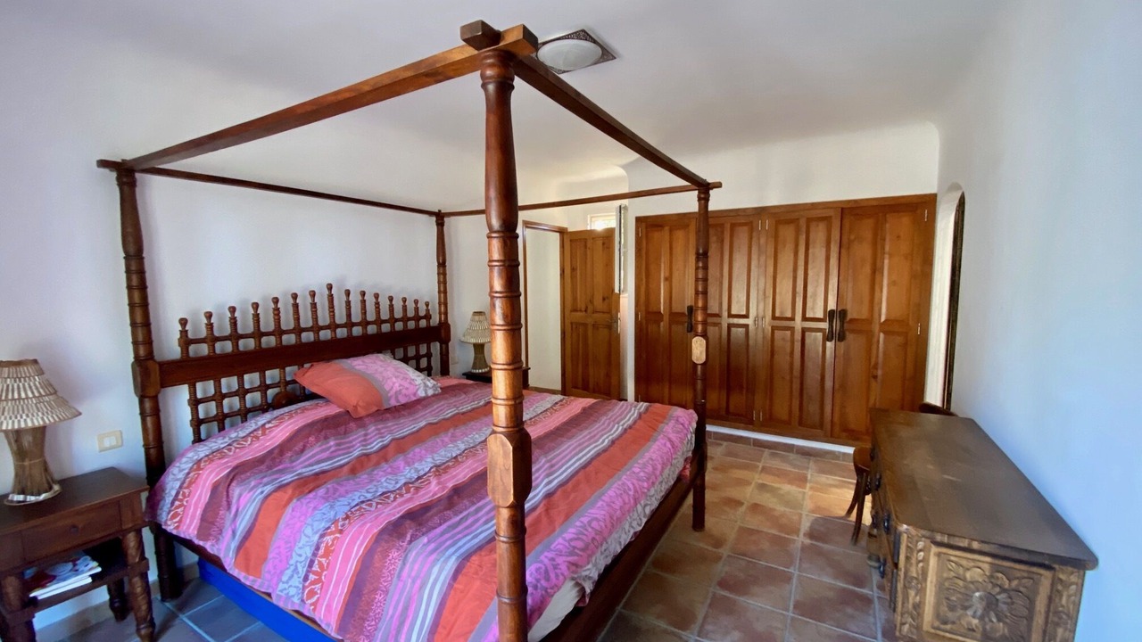 Photo of Bedroom in Regusse