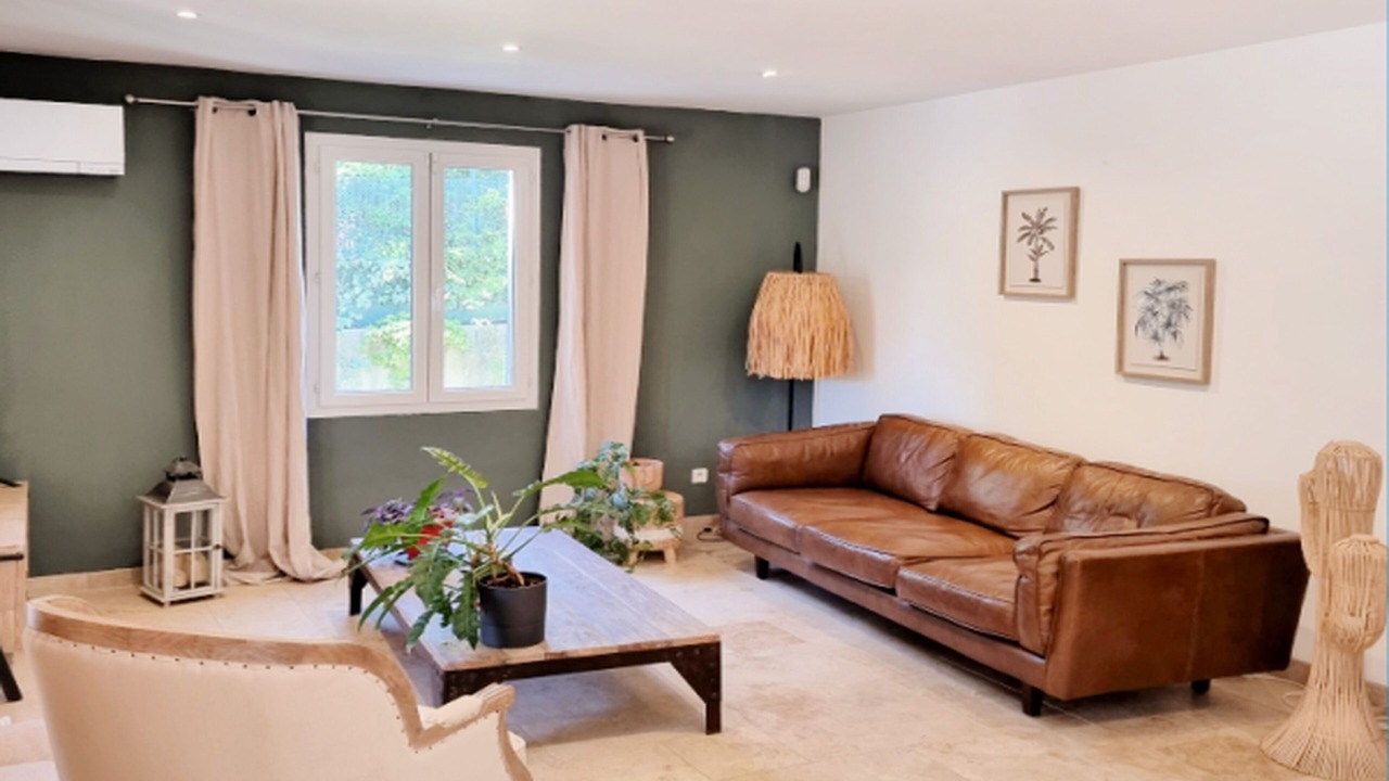 Photo of Livingroom in Pierrevert