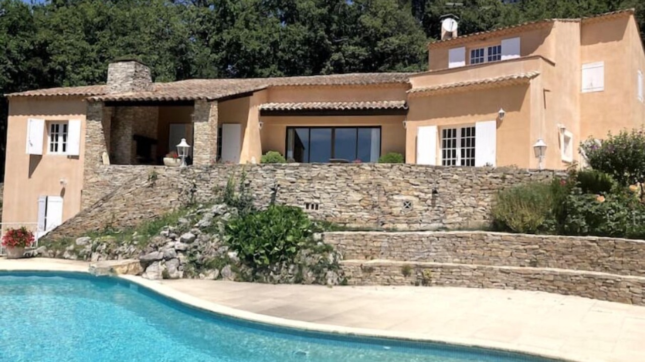 Photo of Outdoor in Eguilles