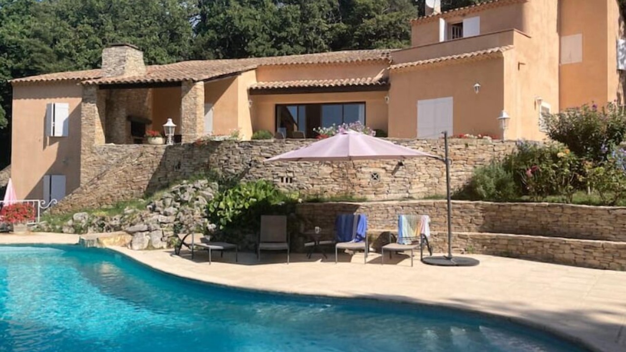 Photo of Outdoor in Eguilles