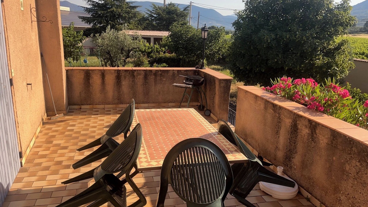 Photo of Patio Balcony in Mirabel-aux-Baronnies