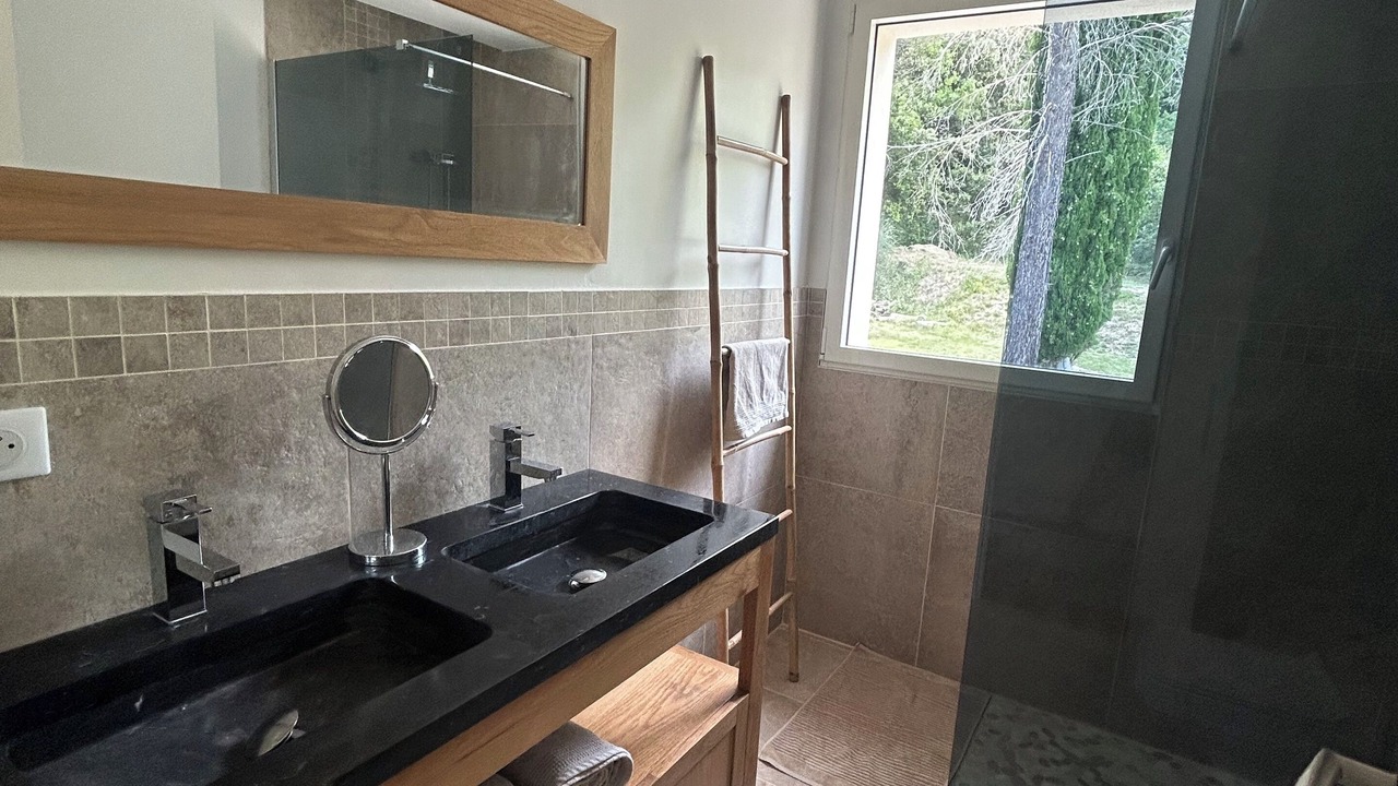Photo of Bathroom in Vaison-la-Romaine
