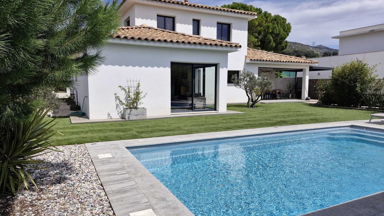 Photo of Outdoor in Gemenos