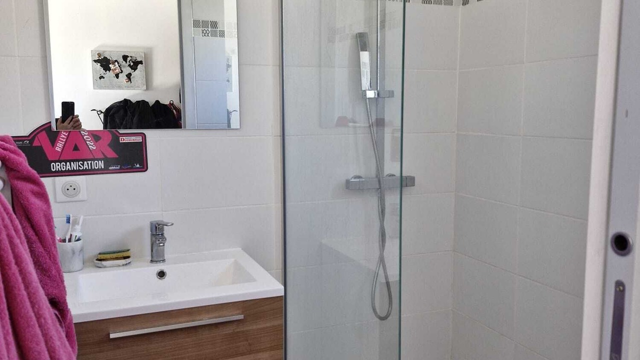 Photo of Bathroom in Gemenos