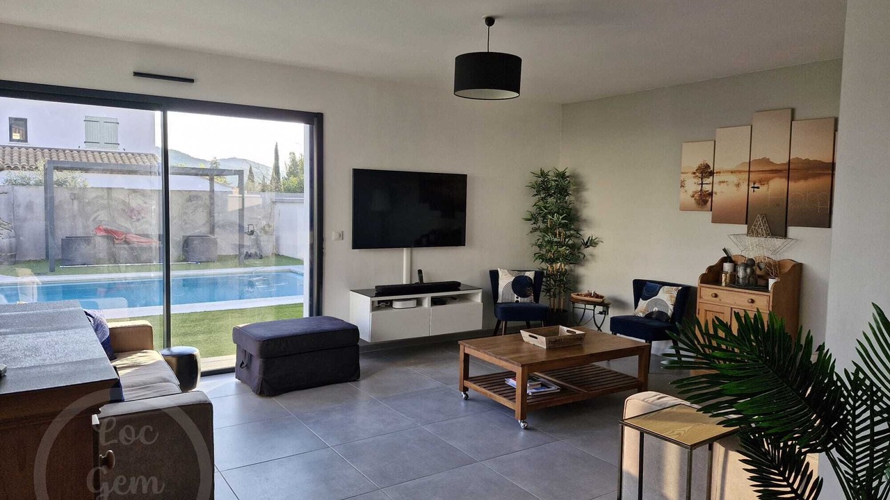 Photo of Livingroom in Gemenos