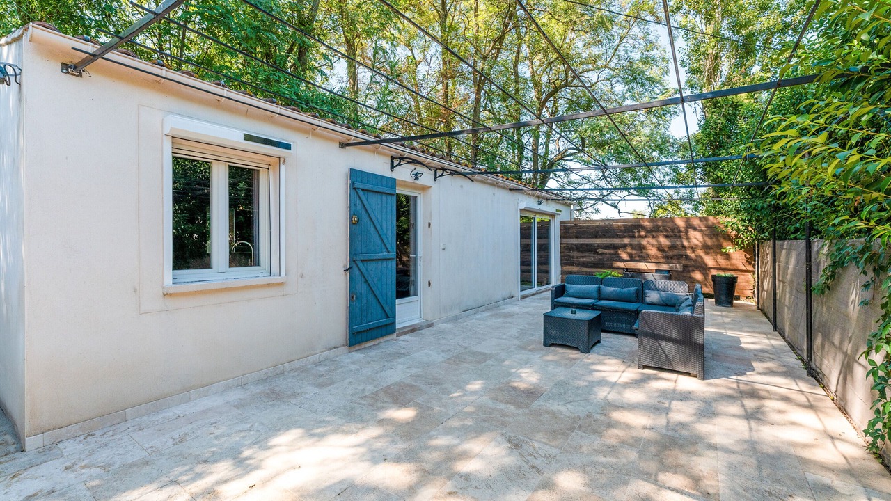 Photo of Patio Balcony in Caderousse