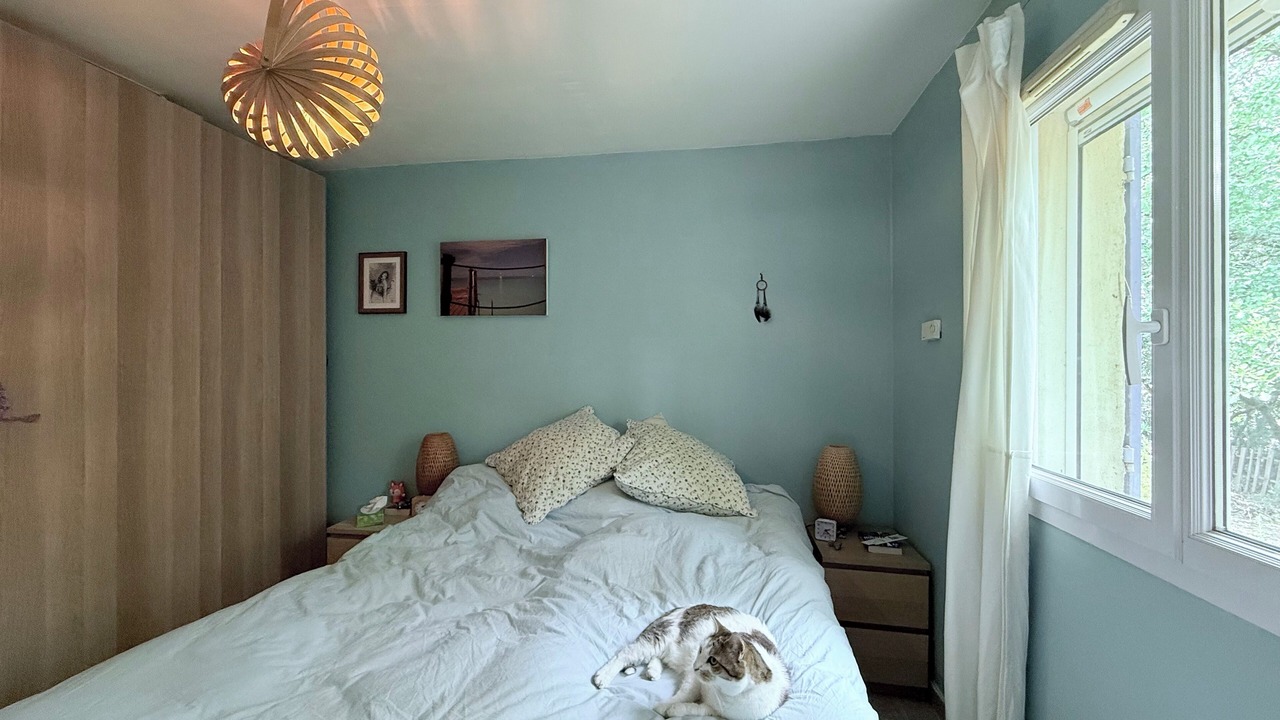 Photo of Bedroom in Peyrolles-en-Provence