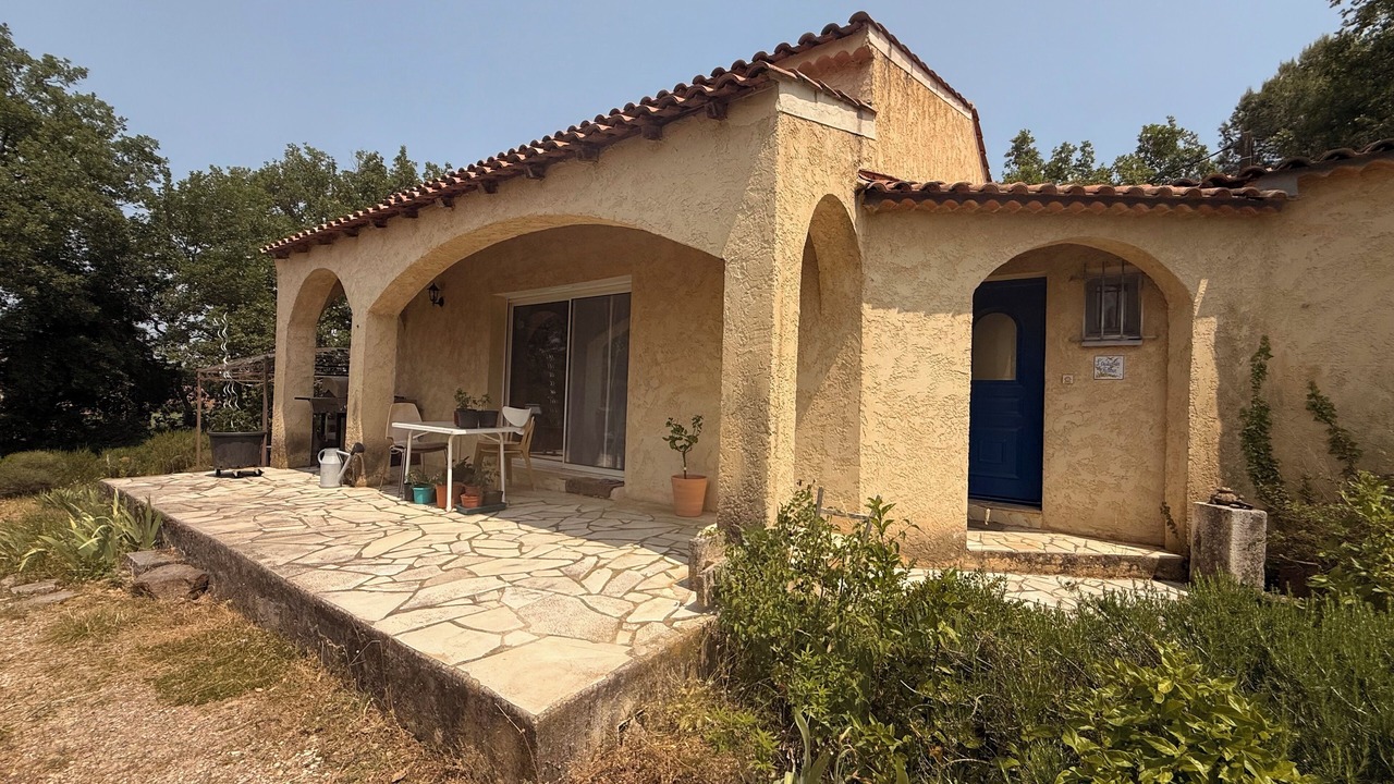 Photo of Outdoor in Peyrolles-en-Provence