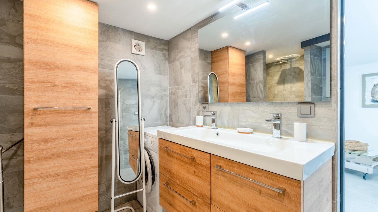 Photo of Bathroom in Saze