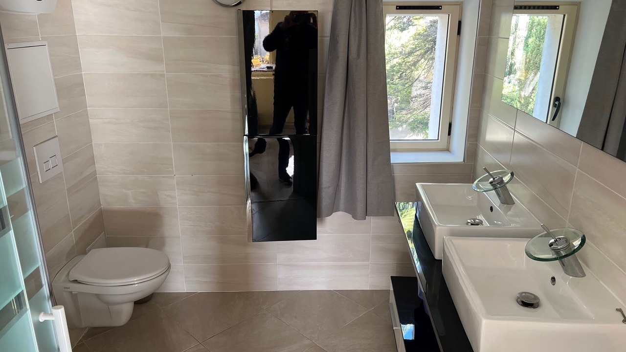 Photo of Bathroom in Le Mourillon