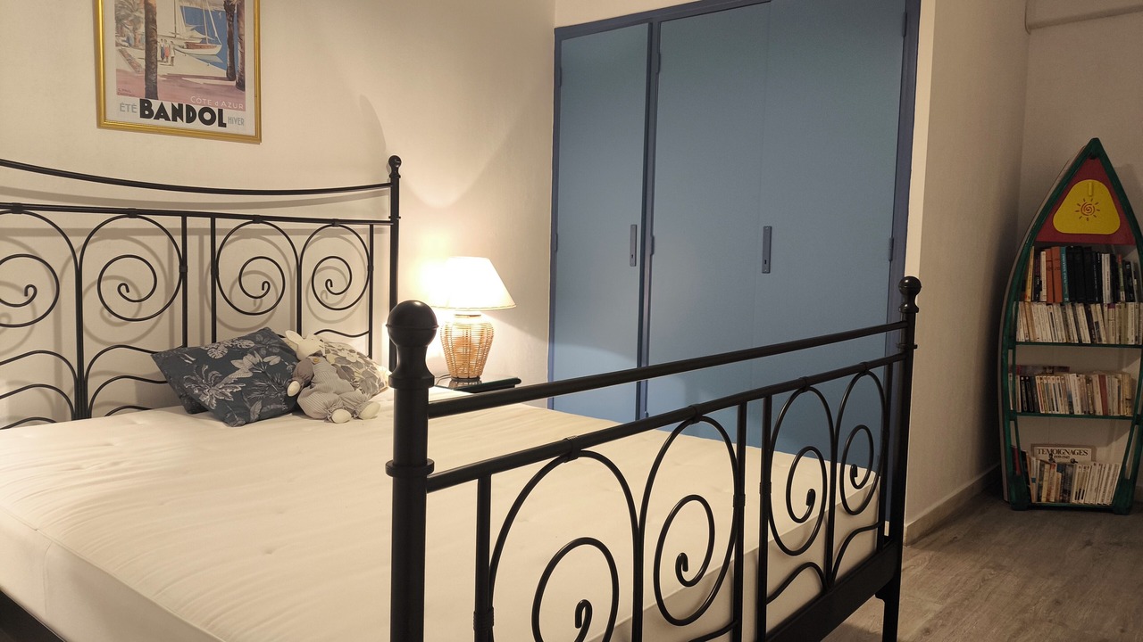 Photo of Bedroom in Le Luc