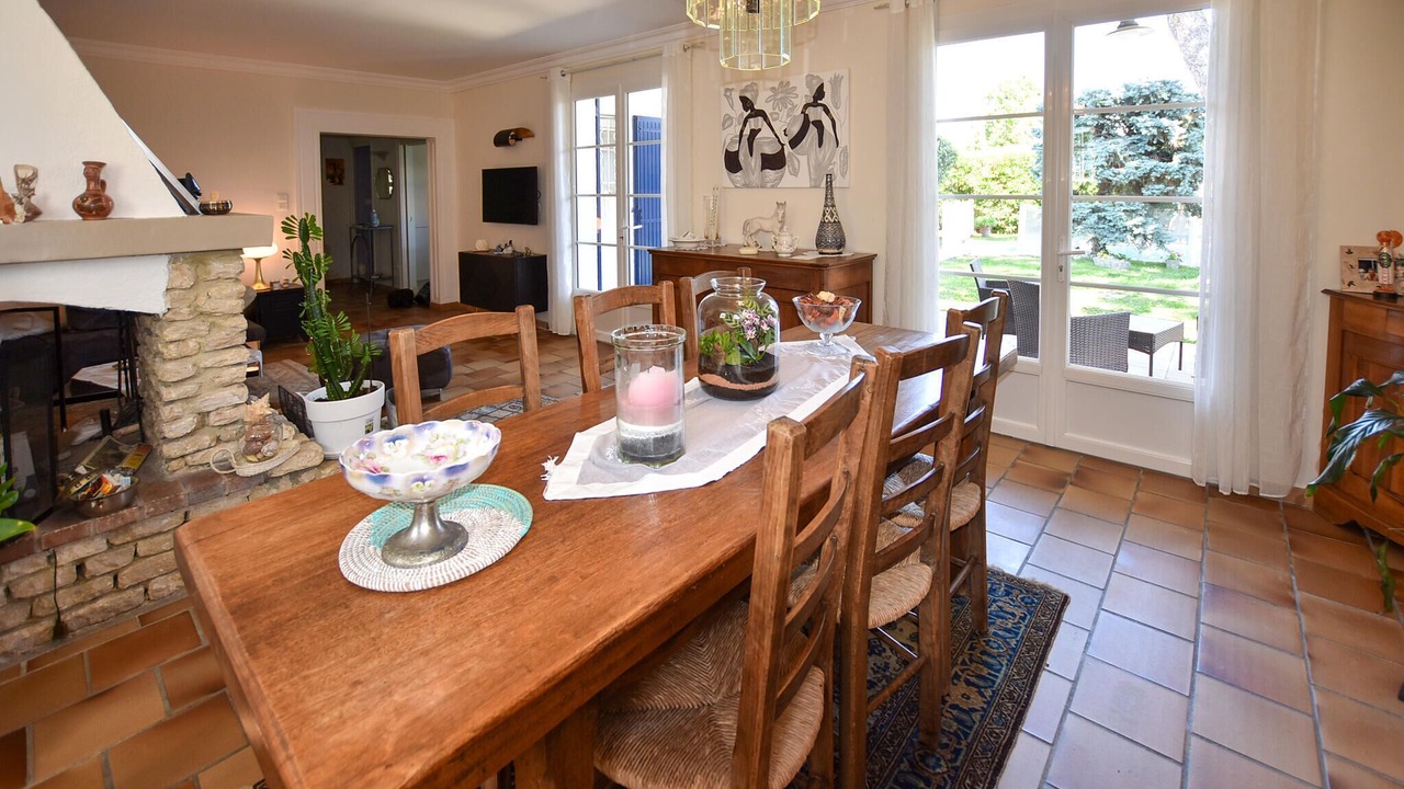 Photo of Bedroom in Morieres-les-Avignon