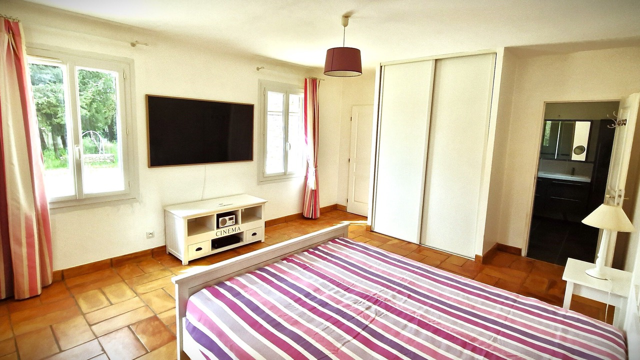 Photo of Bedroom in Cuers
