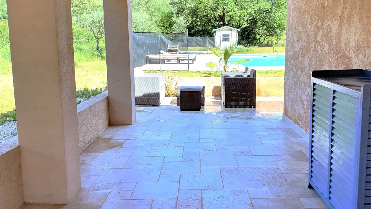 Photo of Patio Balcony in Cuers