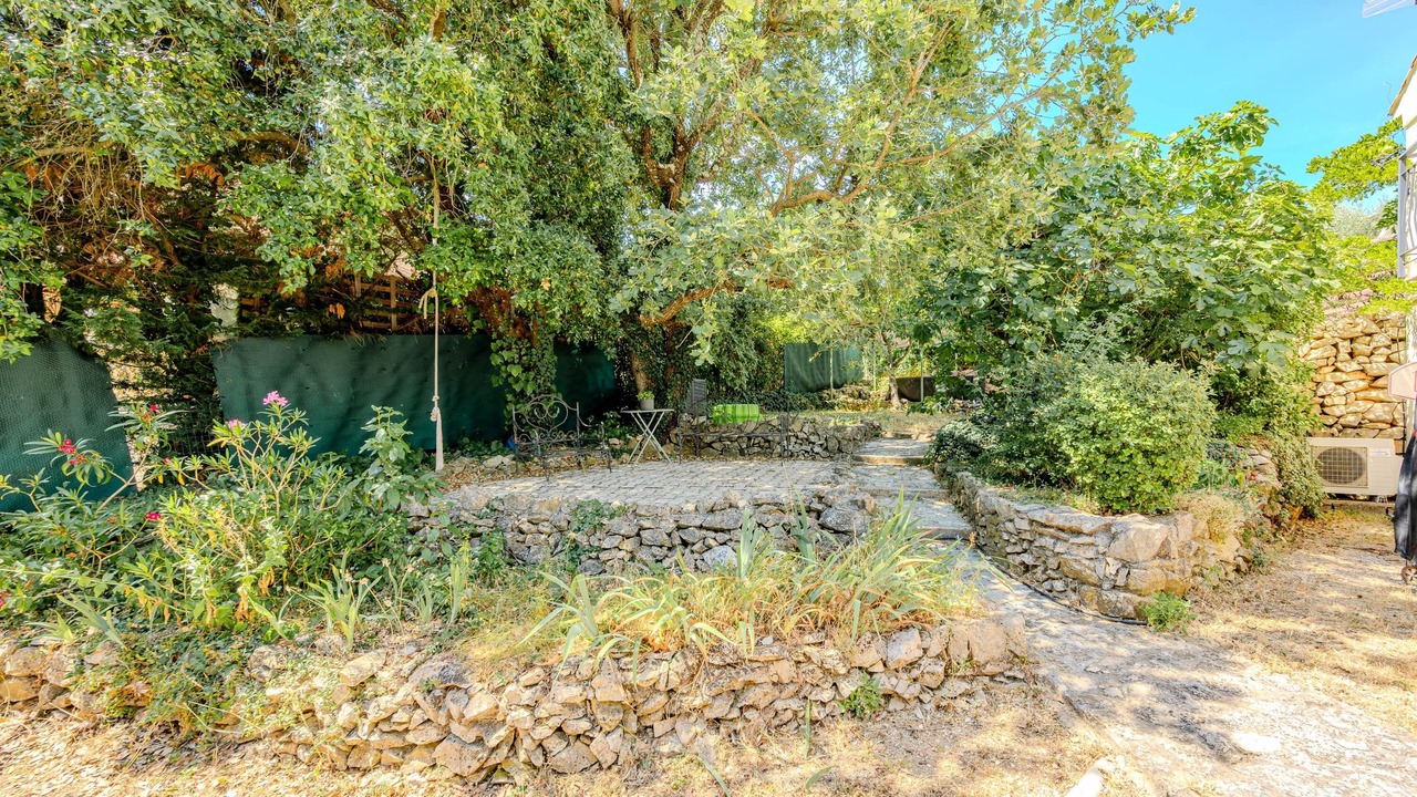 Photo of Outdoor in Gareoult