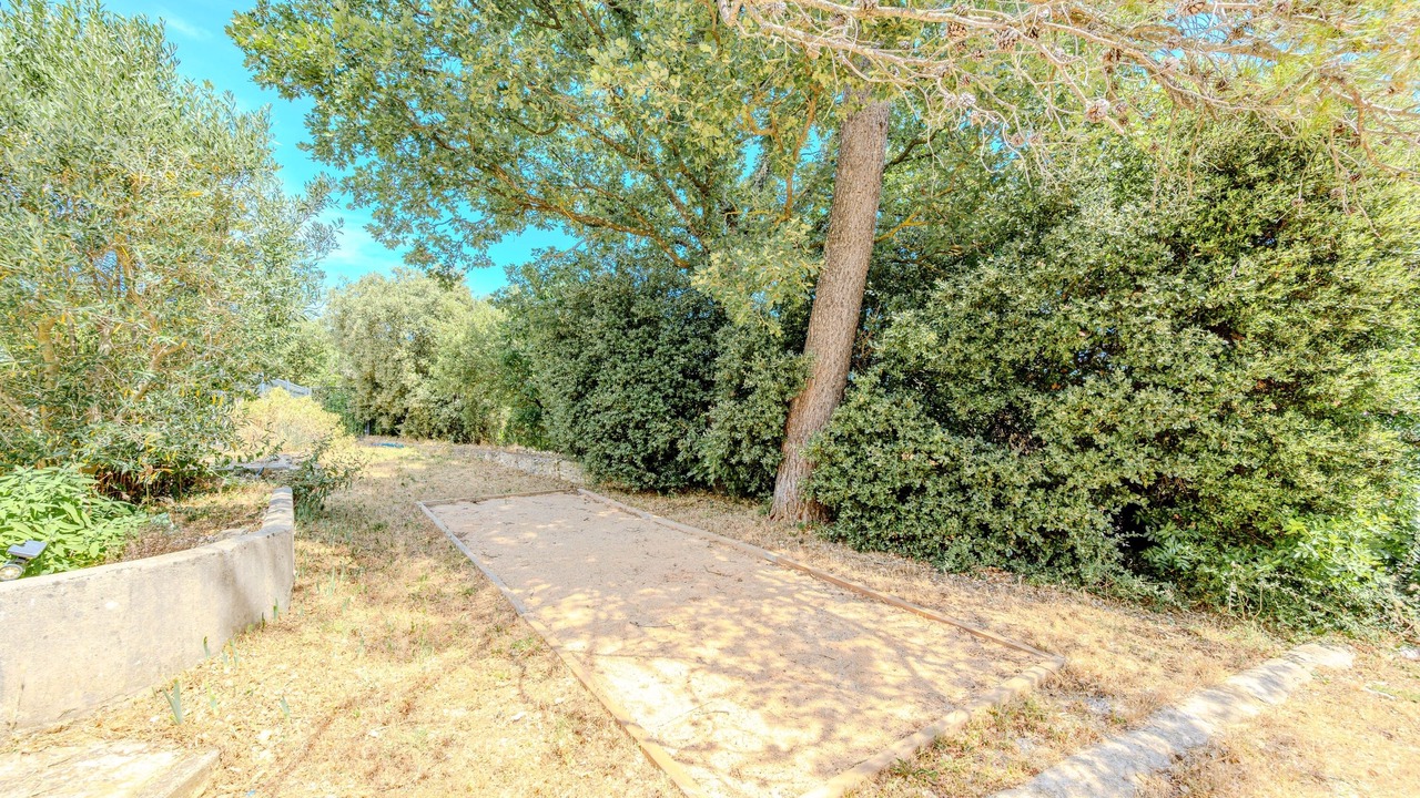 Photo of Outdoor in Gareoult