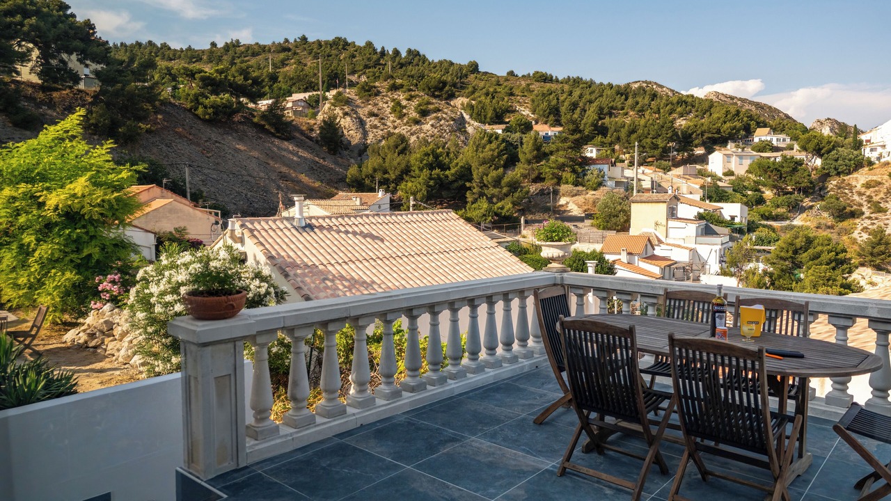 Photo of Outdoor in Niolon