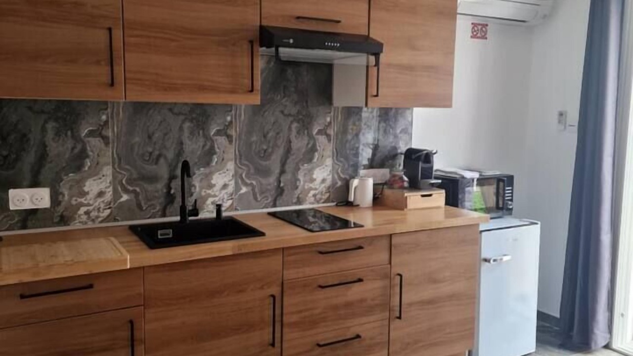 Photo of Kitchen in Port-Saint-Louis-du-Rhone