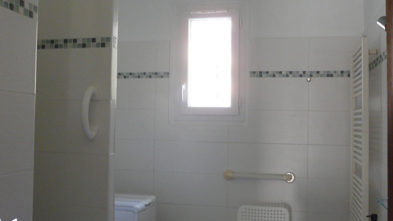 Photo of Bathroom in Orange