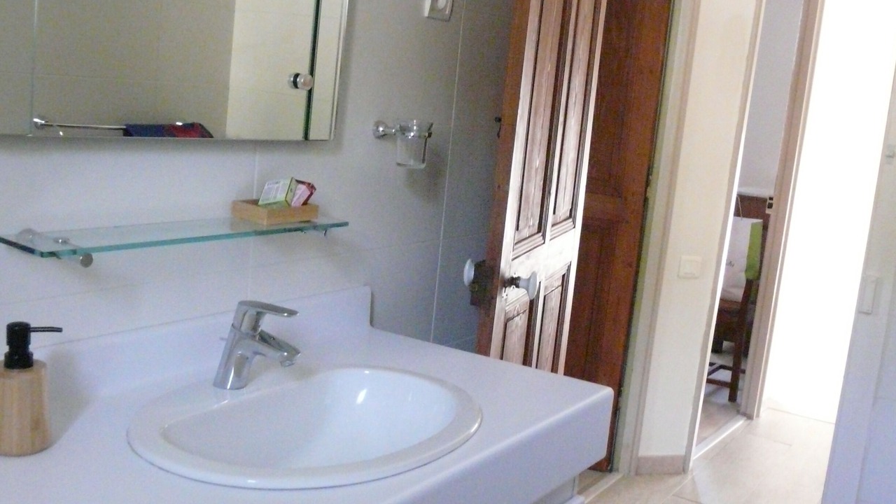 Photo of Bathroom in Orange