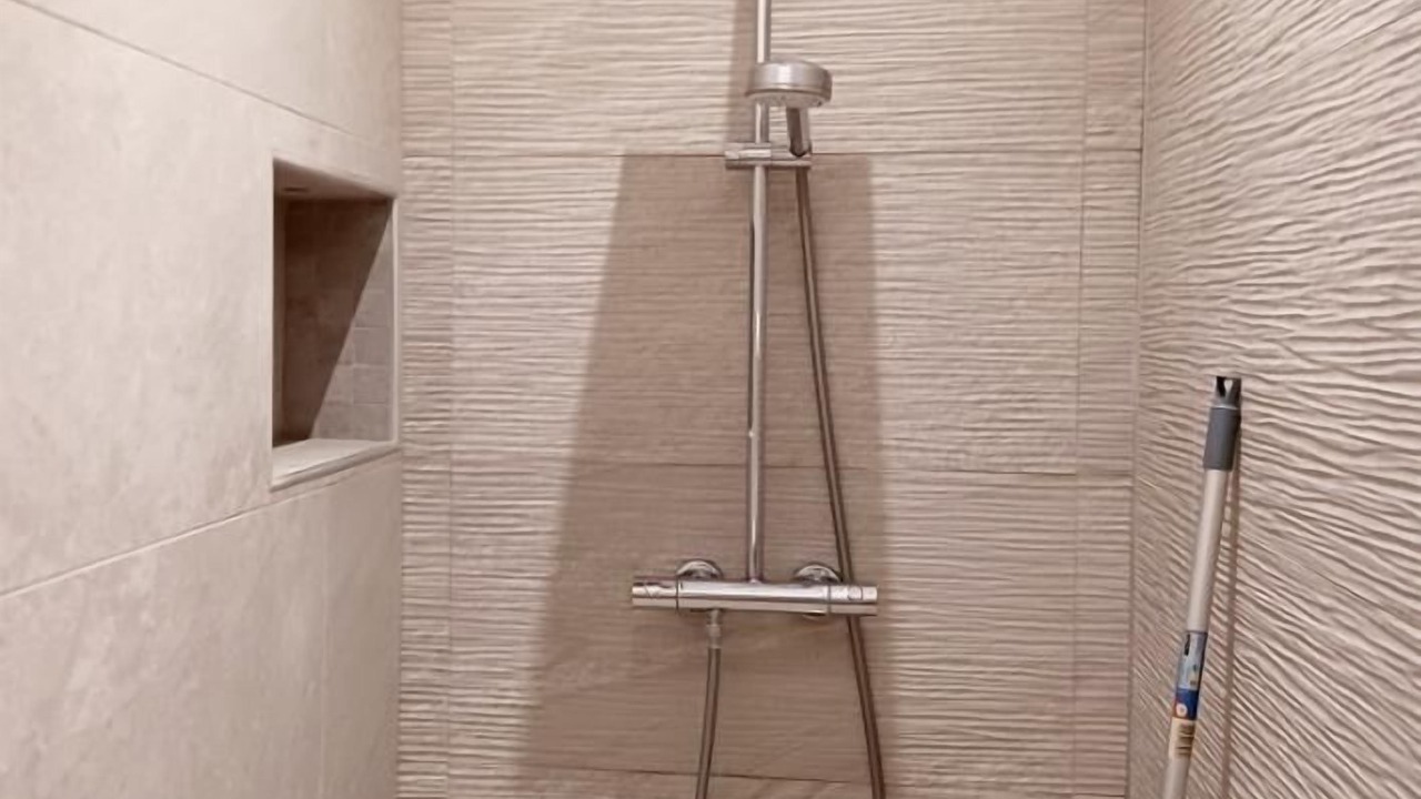 Photo of Bathroom in Cuers