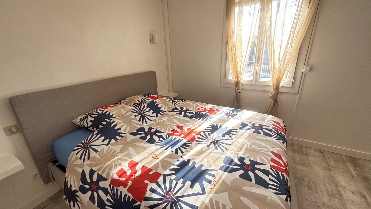 Photo of Bedroom in Remoulins