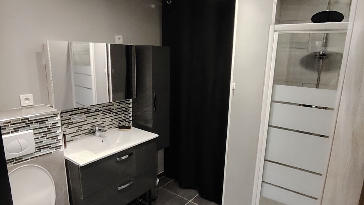 Photo of Bathroom in Vitrolles