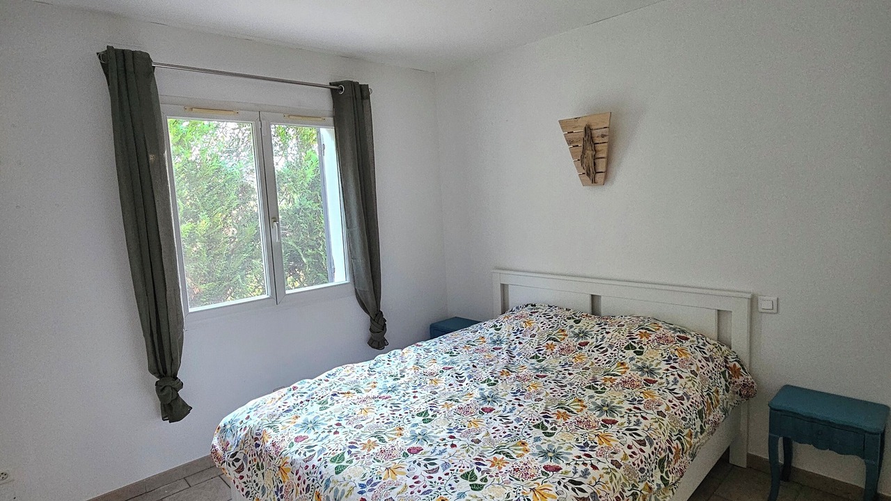 Photo of Bedroom in Caromb
