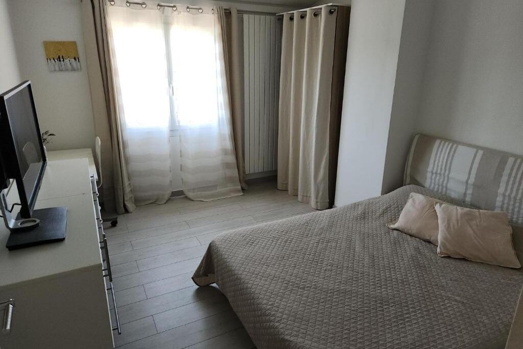 Photo of Bedroom in Saint-Cezaire-sur-Siagne