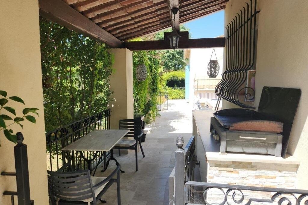Photo of Outdoor in Saint-Cezaire-sur-Siagne