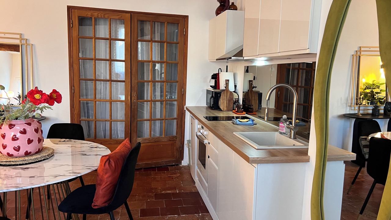 Photo of Kitchen in Couronne Urbaine