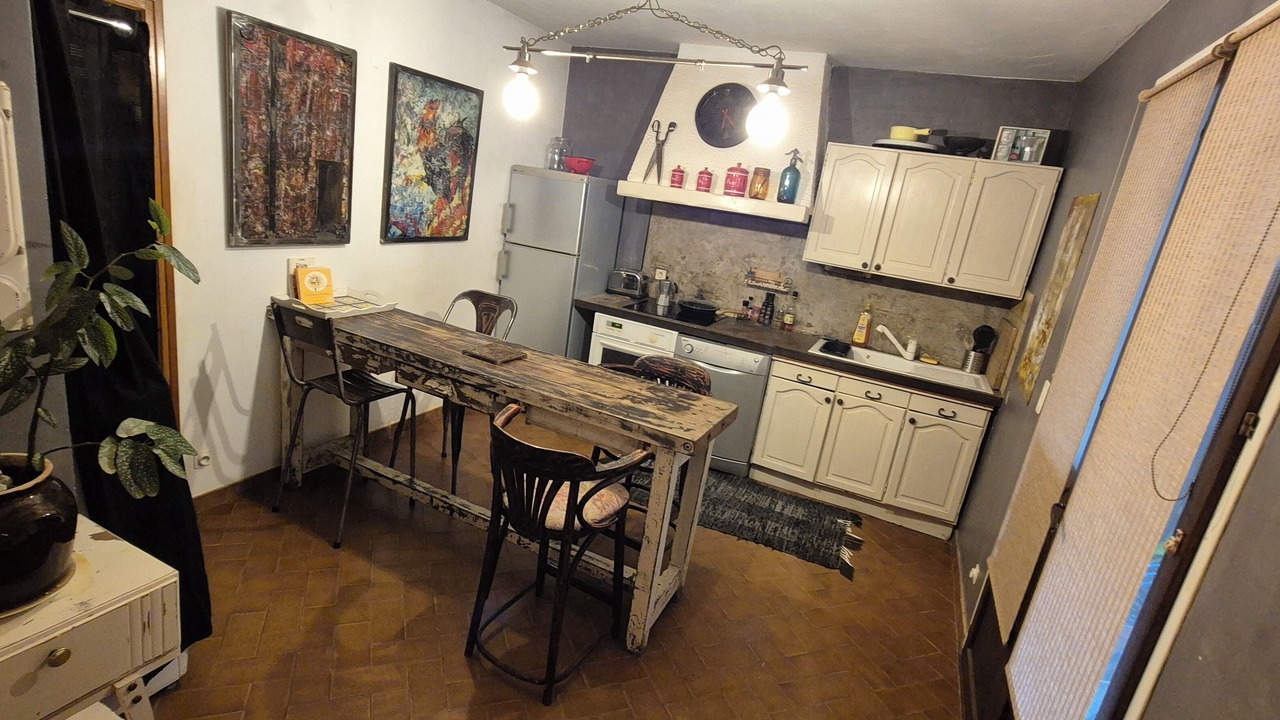 Photo of Kitchen in Faucon