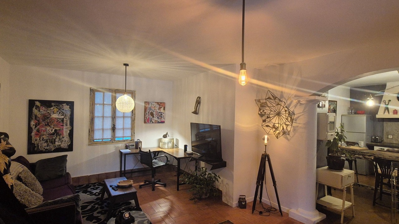 Photo of Livingroom in Faucon